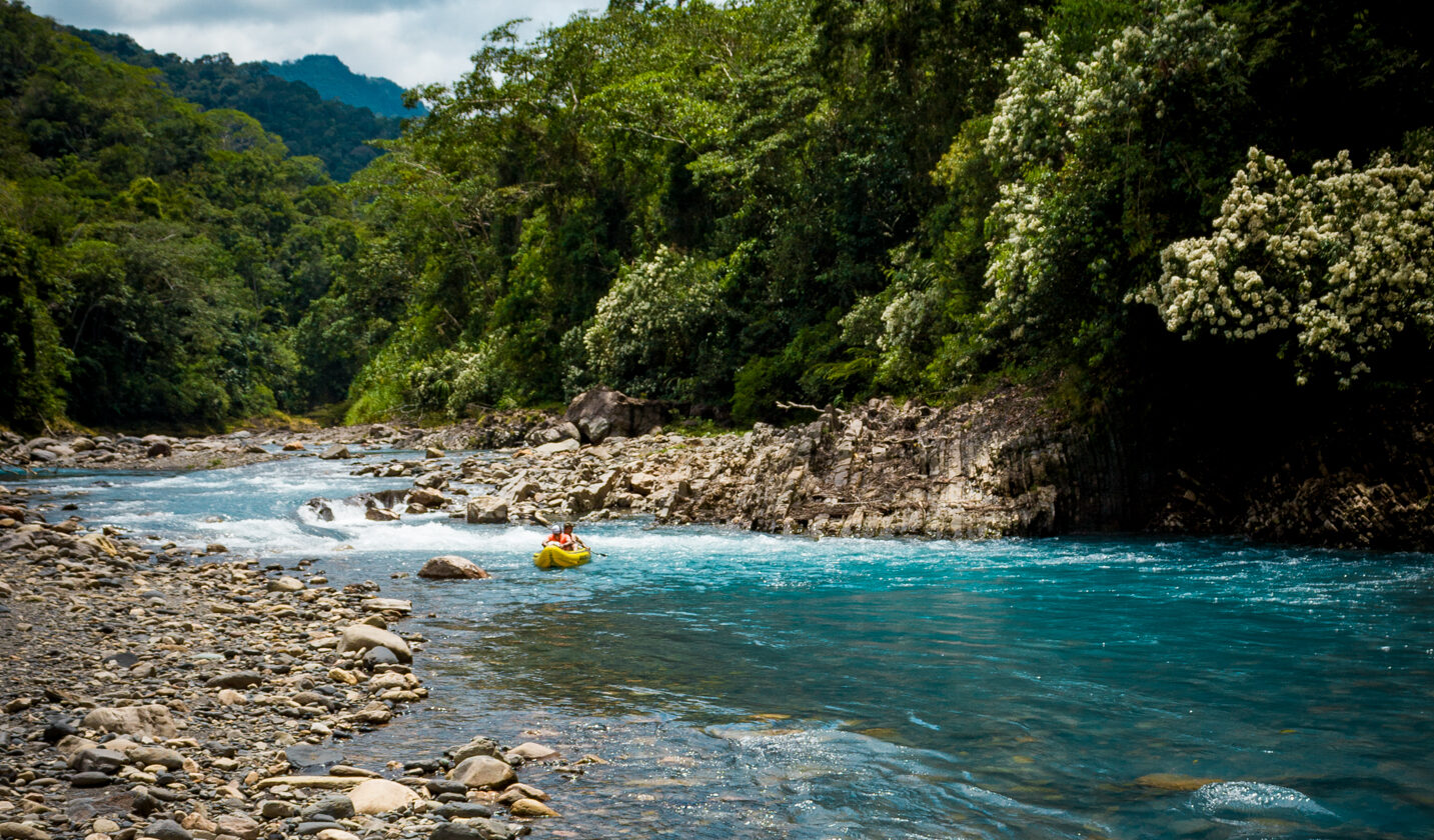 Excursion al increible Pongo de Mainique y rio turquesa (Yoguiato) 2D/N